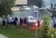 Zajedno s Grobarima i hrvatski policajci u napadu na mlade Hrvate Zajedno s Grobarima i hrvatski policajci u napadu na mlade Hrvate
