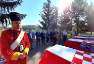 U Otočcu održan posljednji ispraćaj žrtava poslijeratnog komunističkog zločina U Otočcu održan posljednji ispraćaj žrtava poslijeratnog komunističkog zločina