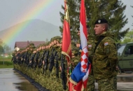 Ispraćaj postrojbe HKV u operaciju KFOR na Kosovu Ispraćaj postrojbe HKV u operaciju KFOR na Kosovu