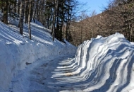 U NP Sjeverni Velebit putovi su zbog snijega teško prohodni