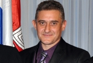 Nikica Augustinović novi je predsjednik HSP-a Nikica Augustinović novi je predsjednik HSP-a