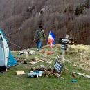 Slovenci na Velebitu izvjesili zastavu SFRJ