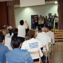 Tko tebe računalom, ti njega igrokazom