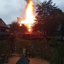 U Plitvica Selu izgorjela drvena kuća