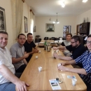  A bogoslovi se slade sladoledom