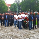 Vijenci i svijeće na spomenik braniteljima u Otočcu i Zalužnici