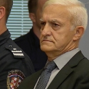 Ma kamo bi ti, nesrećo, ušao?
