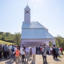 A poklaše ih partizani i četnici
