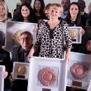 Brončana povelja OPG-u Helene Bogdanić u kategoriji Poduzetnici u ruralnom turizmu 