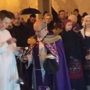 U Otočcu upaljena prva adventska svijeća