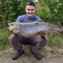 Marijan Babić Maky ponovno ulovio pastrvu "kapitalca" 