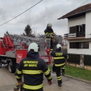 Vatrogasci iz Ličko-senjske županije pomažu Sisku i Petrinji 