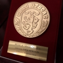 Don Jure Ladišić dobitnik nagrade Grada Otočca, uručene i plakete i medalja Grada Otočca 