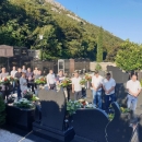 Gradske delegacije Senja polaganjem vijenaca i paljenjem svijeća odale počast hrvatskim braniteljima