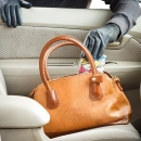 Ukraden novčanik iz otključanog automobila