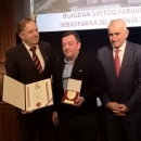 Don Jure Ladišić dobitnik nagrade Grada Otočca, uručene i plakete i medalja Grada Otočca 