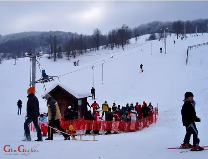 Jučer otvoren SKI-centar Mukinje