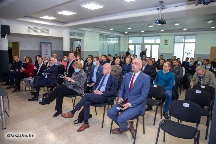 Održana prva poljoprivredna konferencija Ličanka Održana prva poljoprivredna konferencija Ličanka