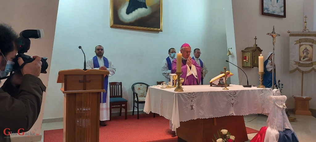 Biskup Križić predvodio misu na 30. obljetnicu stradavanja Saborskog