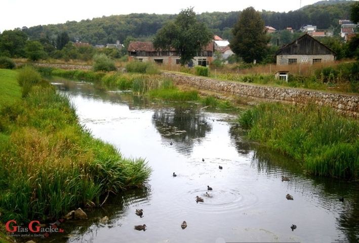 Tko to Senjane dovodi u zabludu glede vode?