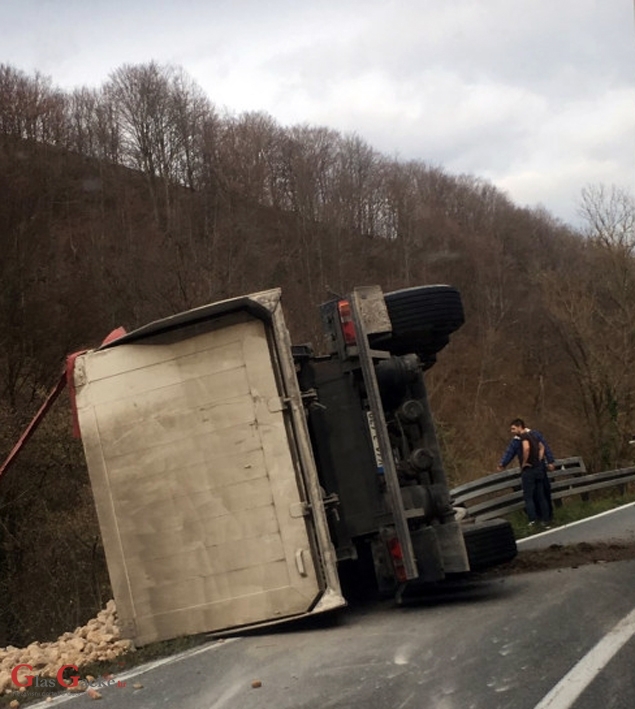 Dosta prometnih, malo zlouporabe položaja, malo brze vožnje i ponešto alkohola