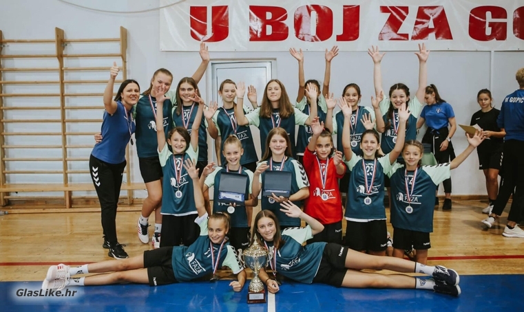 Rukometašice Gospića dominirale na drugom dijelu 14. Malog mede 