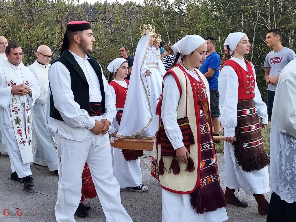 Bdjenje uoči Velike Gospe na Krasnu