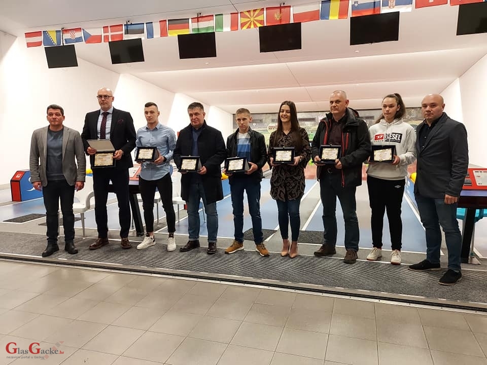 Proglašeni najbolji u sportu grada Otočca u 2021. godini