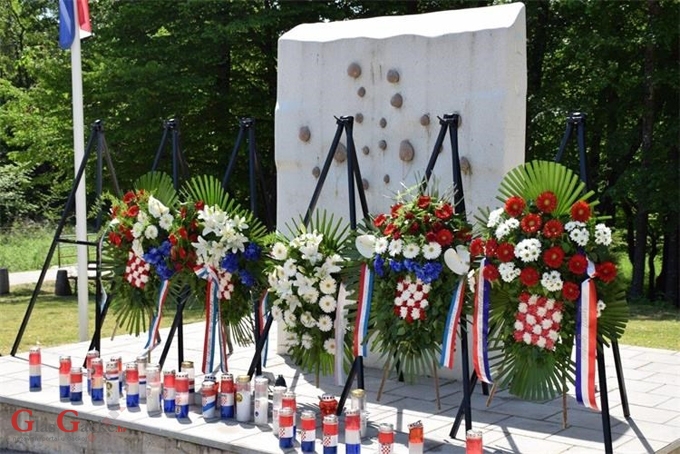 U Rizvanuši odana počast „Velebitskim junacima“ U Rizvanuši odana počast „Velebitskim junacima“