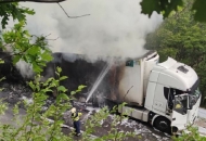 Požar na teretnom vozilu u pravcu Senja Požar na teretnom vozilu u pravcu Senja