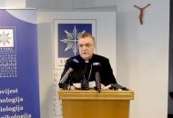 Govor kardinala Bozanića na otvaranju ciklusa "Put suverenosti" na HKS-u Govor kardinala Bozanića na otvaranju ciklusa "Put suverenosti" na HKS-u