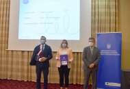 Uručeni ugovori za školsku prehranu vrijedni više od 22 milijuna kuna Uručeni ugovori za školsku prehranu vrijedni više od 22 milijuna kuna