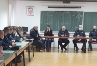 26 mladih policajaca počelo s radom 26 mladih policajaca počelo s radom