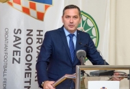 Marijan Kustić novi predsjednik Hrvatskog nogometnog saveza Marijan Kustić novi predsjednik Hrvatskog nogometnog saveza
