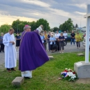 Biskup Košić blagoslovio „bijeli križ istine“ u sisačkom Naselju