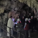 Prva misa u Baraćevim špiljama