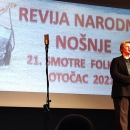 Revija narodnih nošnja uspjela